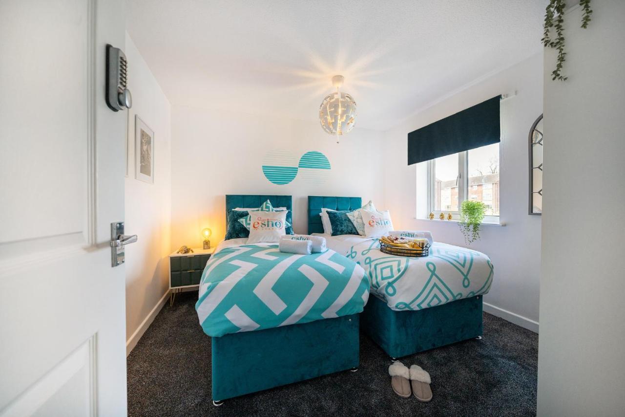 Stylish 3 Bed House, Large Garden, Parking, Wifi - Esho Stays Coventry Exterior photo